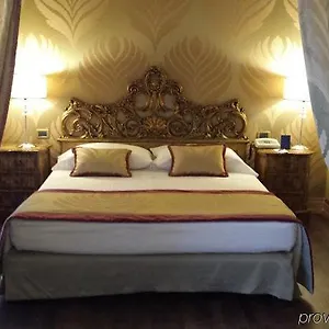 Amadeus Otel