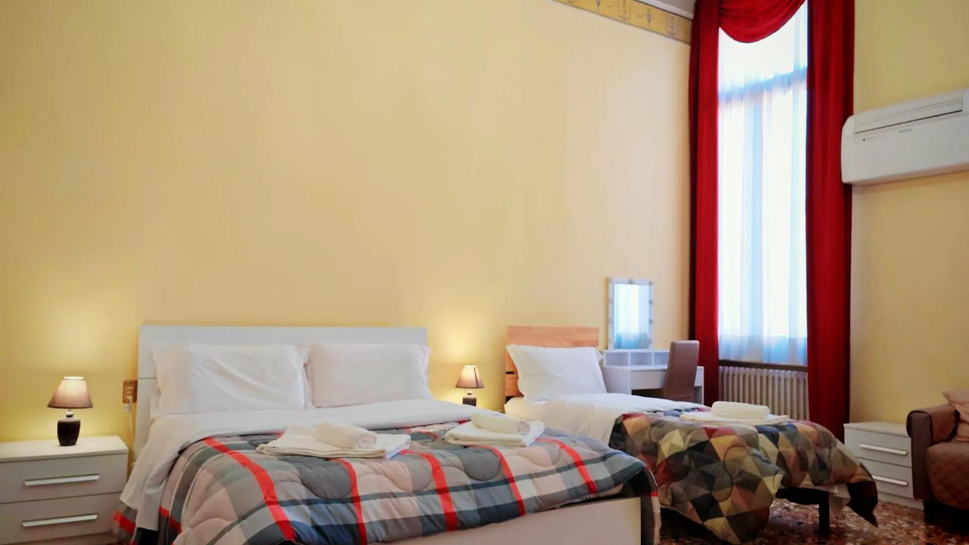 Venice Tourist House