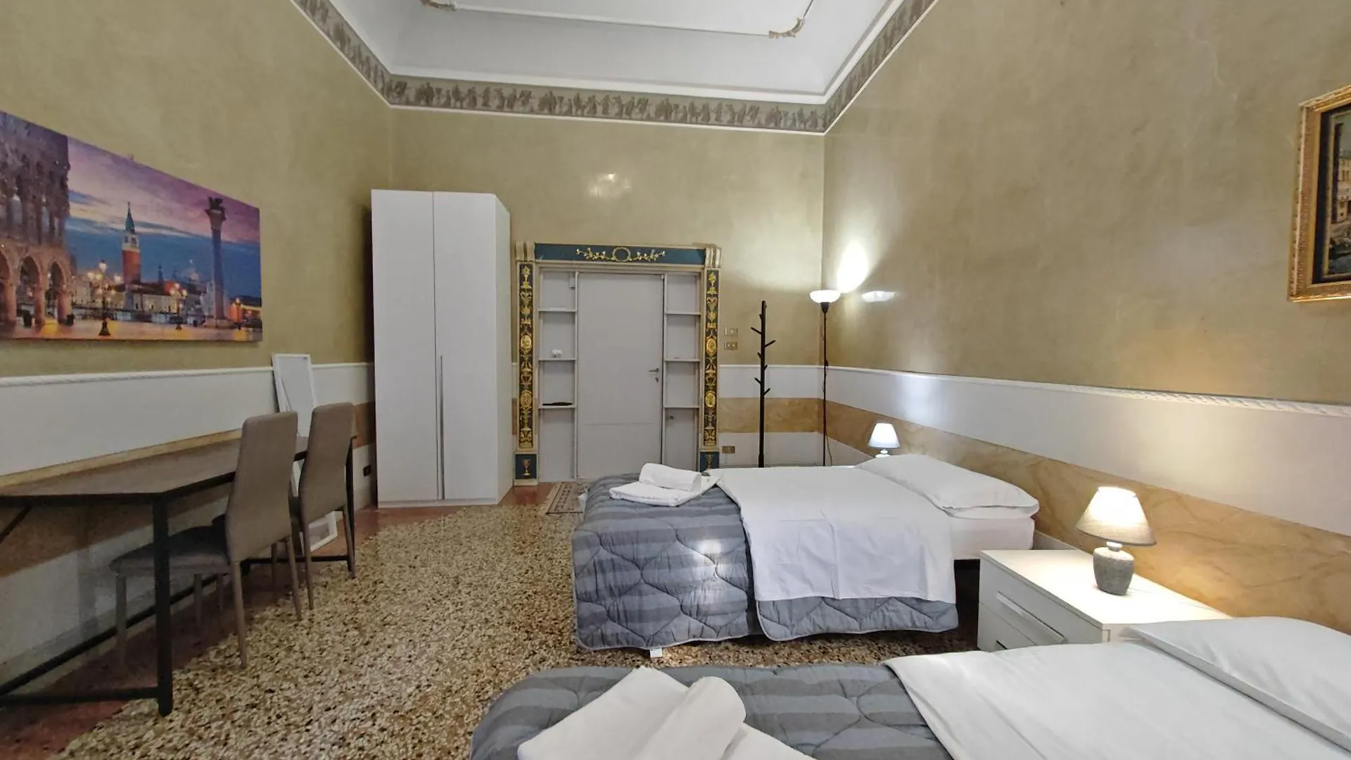 Venice Tourist House Guest house