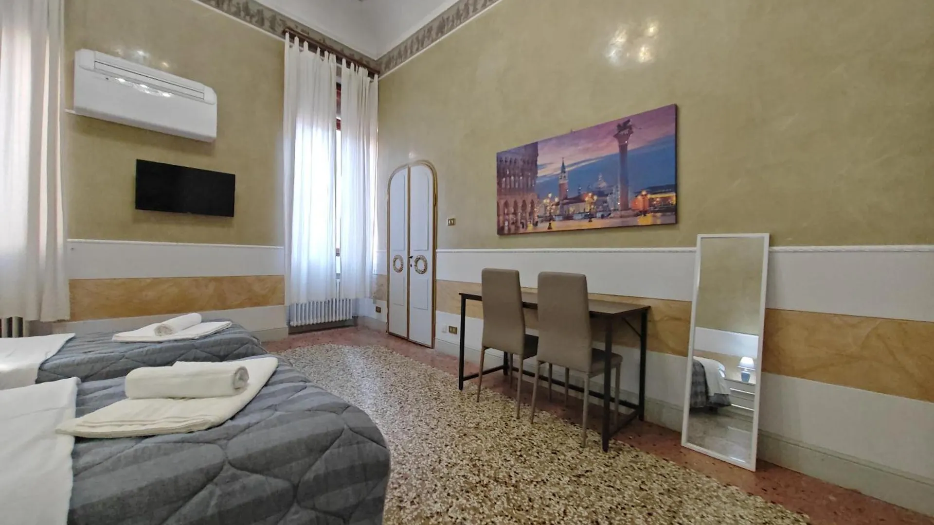 بيت ضيافة Venice Tourist House إيطاليا