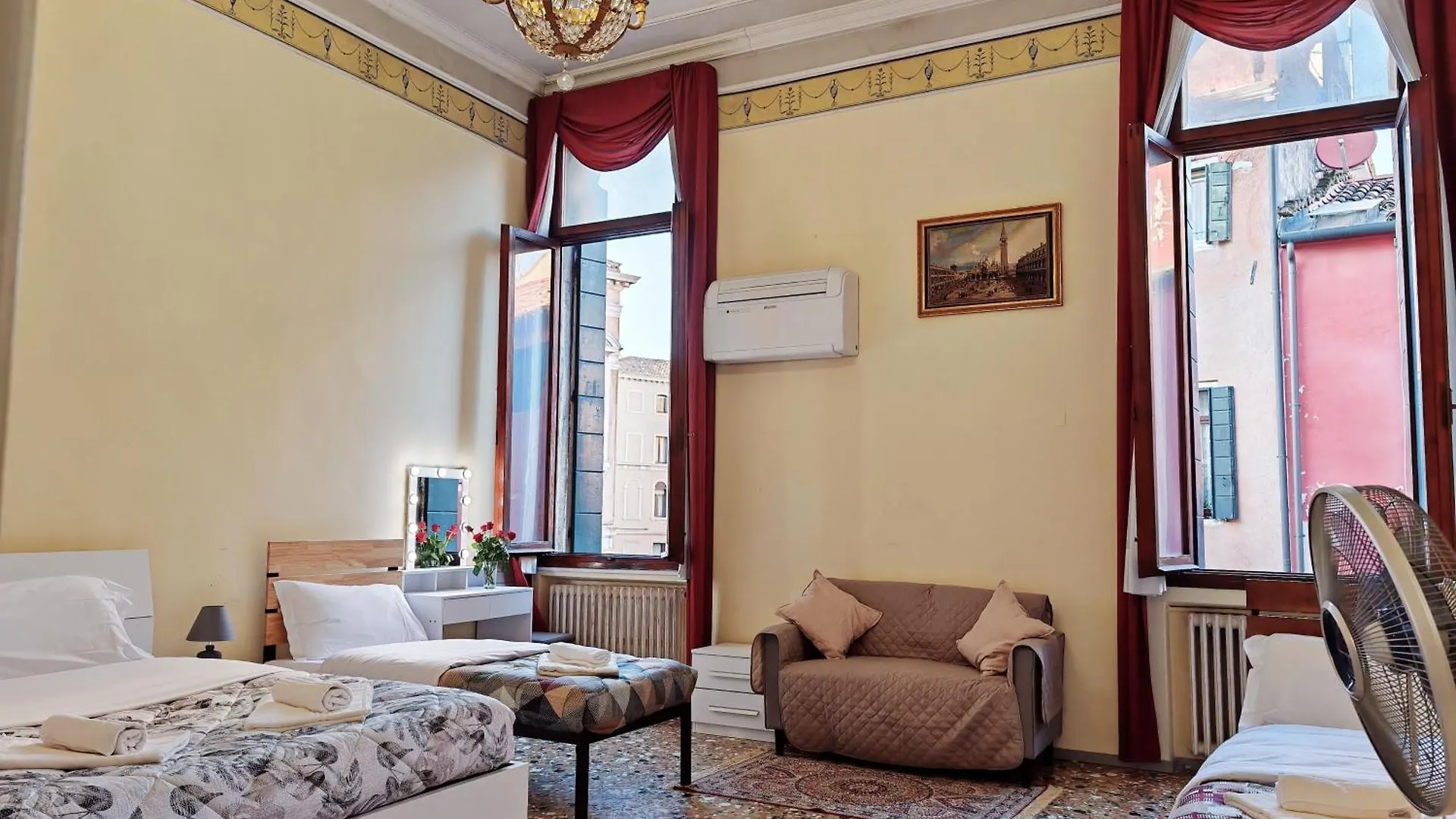 Venice Tourist House Guest house