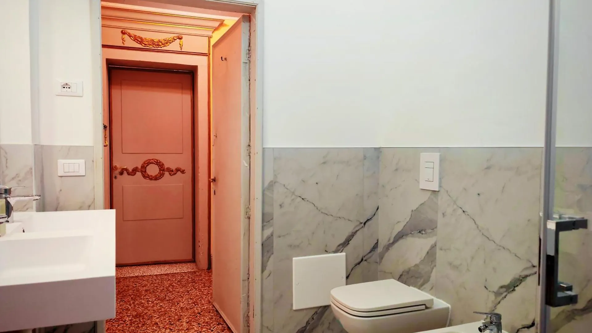 Venice Tourist House Guest house